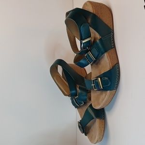 Dansko Lou Gladiator size 39 (8.5)